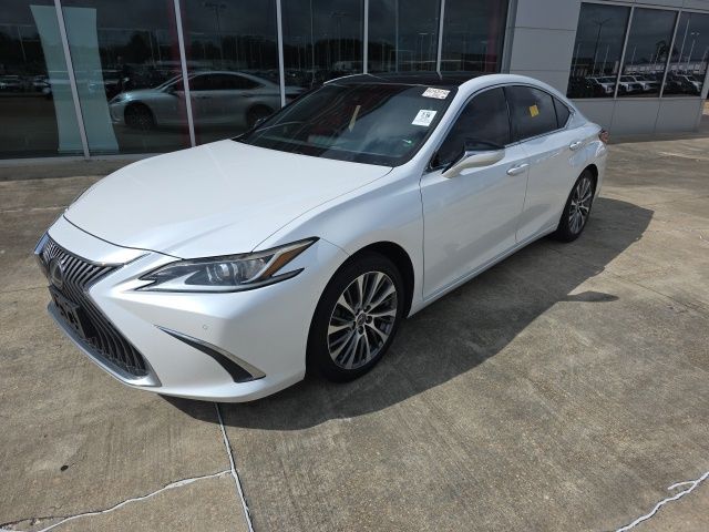Used 2020 Lexus ES Sedan