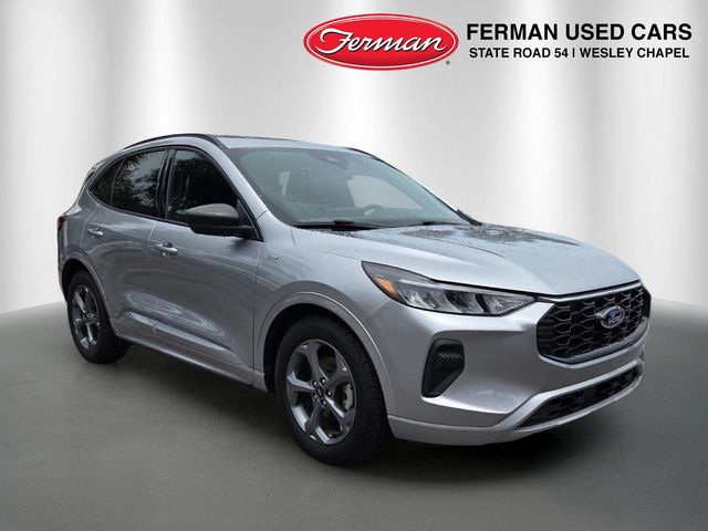 Silver Metallic 2023 Ford Escape SUV / Crossover Front-Wheel Drive 8-Speed Automatic
