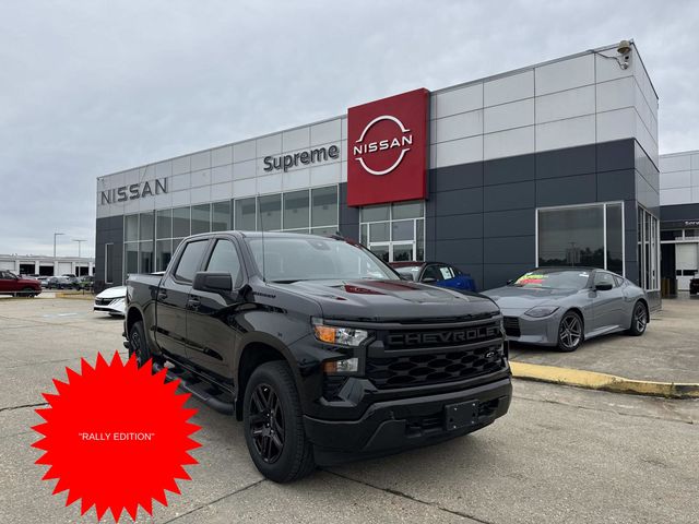 Black 2024 Chevrolet Silverado 1500 Custom Crew Cab 4WD Pickup Truck Four-Wheel Drive 8-Speed Automatic