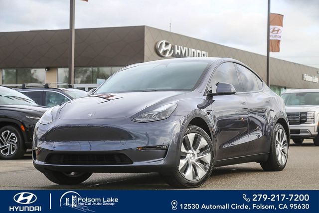 2023 Tesla Model Y RWD