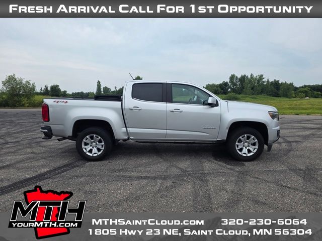 Silver Ice Metallic 2019 Chevrolet Colorado Pickup Truck Four-Wheel Drive 8-Speed Automatic