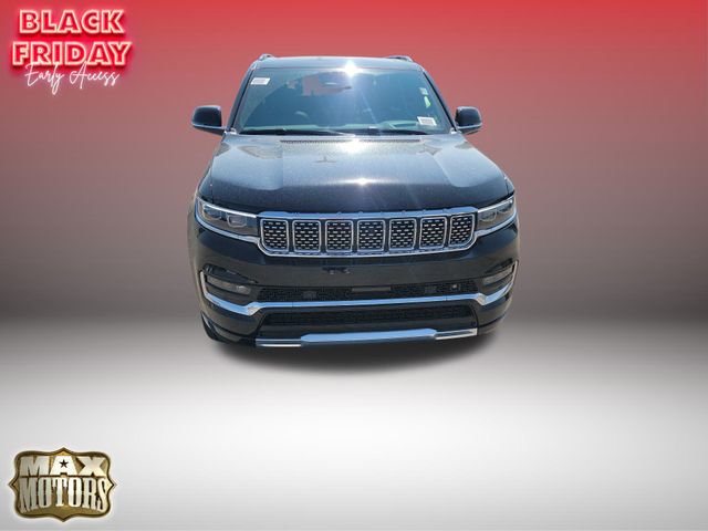 2023 Jeep Grand Wagoneer Base 12