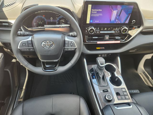 2026 Toyota Highlander Limited  at Don McGill Toyota