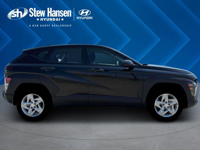 New 2026 Black Hyundai SE image 9