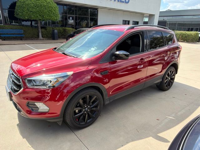 Ruby Red Metallic 2019 Ford Escape SUV / Crossover Front-Wheel Drive 6-Speed Automatic