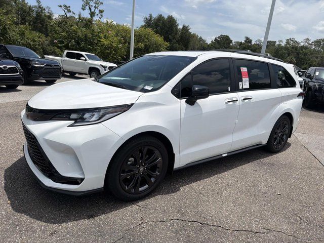 New 2026 Toyota Sienna Van