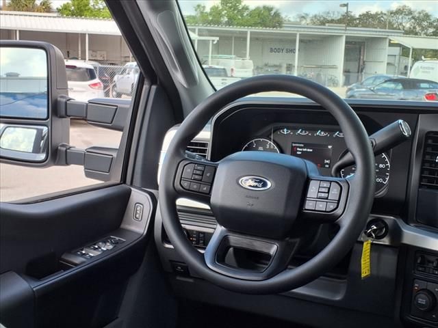 2025 Ford F-350SD XL photo