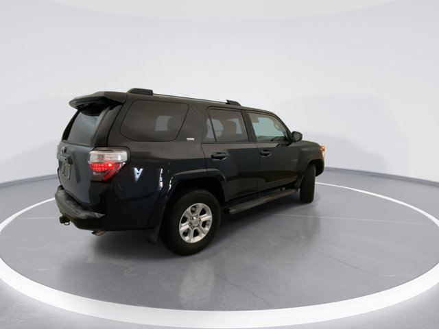 Used 2020 Black Toyota SR5 image 4