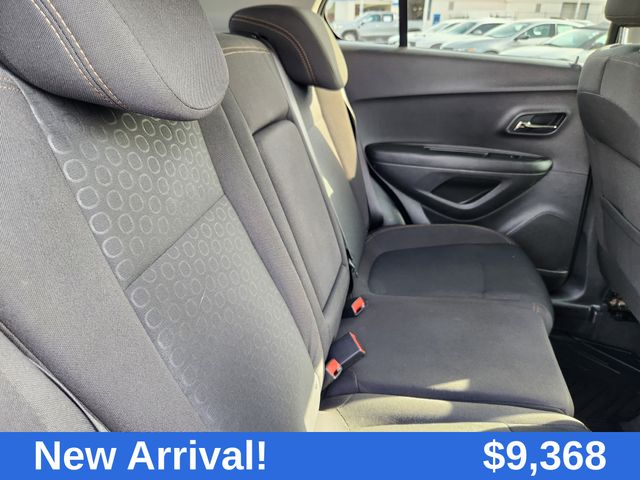 2018 Chevrolet Trax LS photo