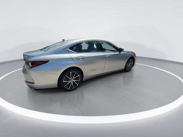 2025 Lexus ES 350 - Photo 8