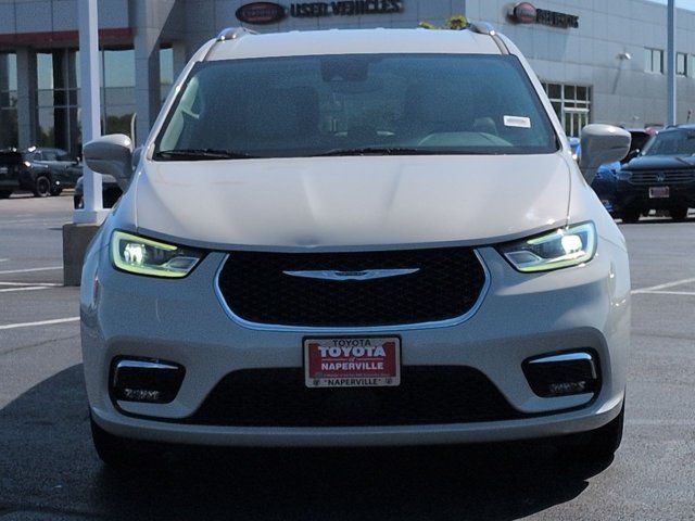 Used 2021 Chrysler Pacifica Van