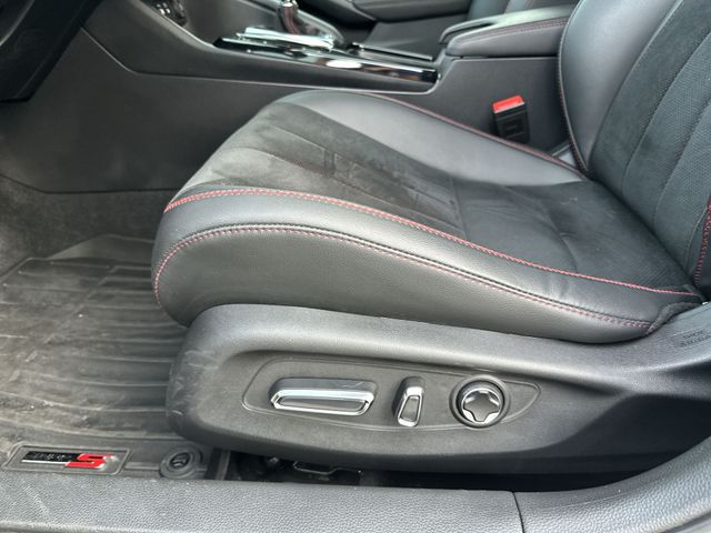 Used 2025 White Acura Type S image 13