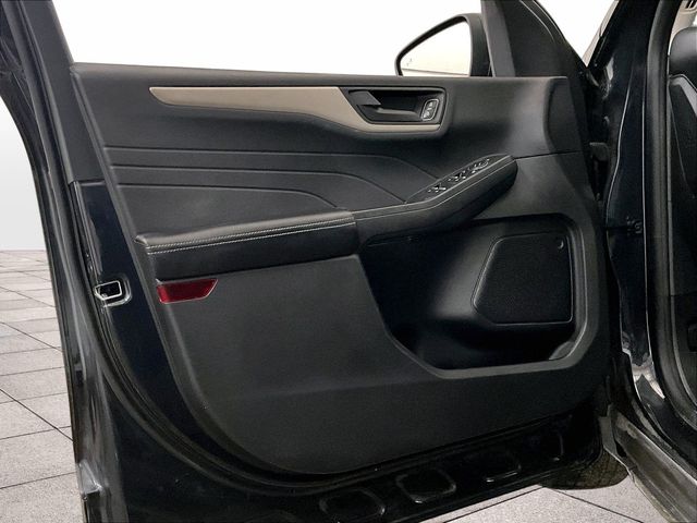 2022 Ford Escape SE Blue at Auto Express Mitsubishi