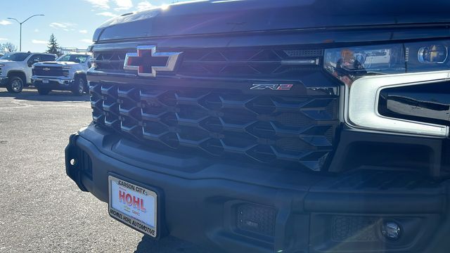 2023 Chevrolet Silverado 1500 ZR2 9