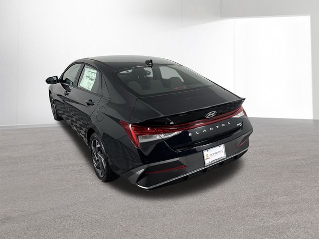 Used 2025 Hyundai Elantra Hybrid For Sale in Indianapolis, IN