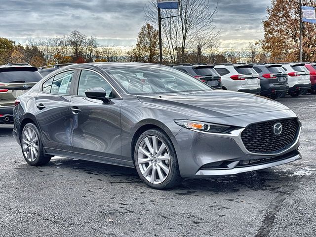 2022 Mazda MAZDA3 Preferred Sedan FWD
