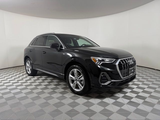 2023 Audi Q3 quattro Premium S Line 45 TFSI
