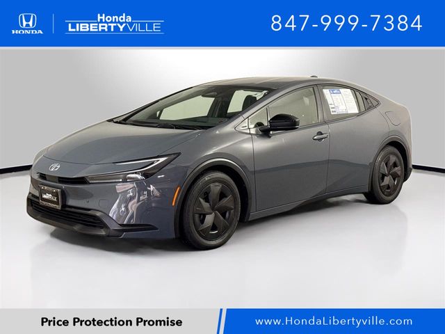 Gray 2023 Toyota Prius LE FWD Hatchback Front-Wheel Drive Continuously Variable Transmission