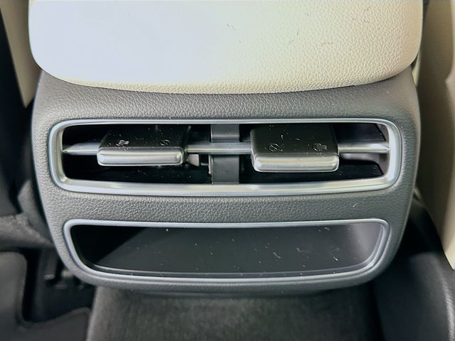 Thumbnail: 2026 Genesis GV70 - 18