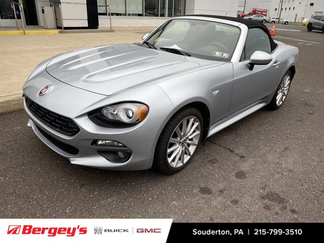 Chiaro Silver Metallic 2018 FIAT 124 Spider Convertible Rear-Wheel Drive 6-Speed Automatic