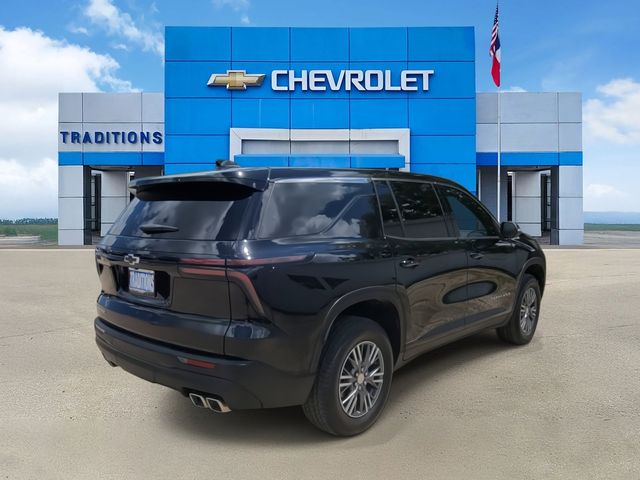2024 Chevrolet Traverse LS - 8