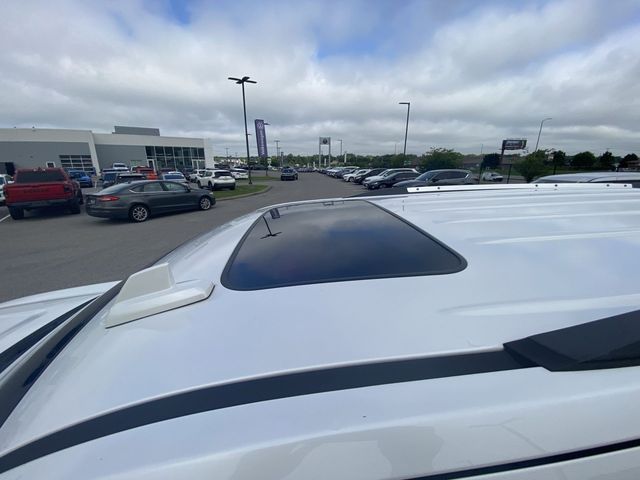 Used 2019 White GMC Denali image 3