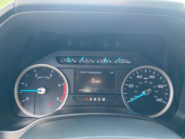 2022 Ford F-250SD XLT - Oxford White exterior view 17
