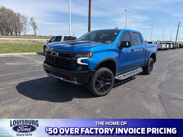 Glacier Blue Metallic 2022 Chevrolet Silverado 1500 ZR2 Crew Cab 4WD Pickup Truck Four-Wheel Drive Automatic