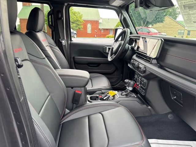 New 2026 Gray Jeep  image 10