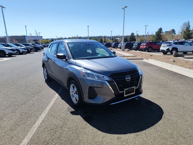 2022 Nissan Kicks S