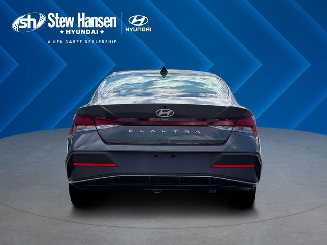 New 2026 Gray Hyundai SE image 6