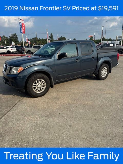 Arctic Blue Metallic 2019 Nissan Frontier Pickup Truck 4X2 5-Speed Automatic Overdrive