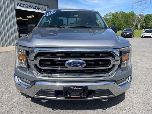 2021 Ford F-150 XLT - Silver Metallic exterior view 2