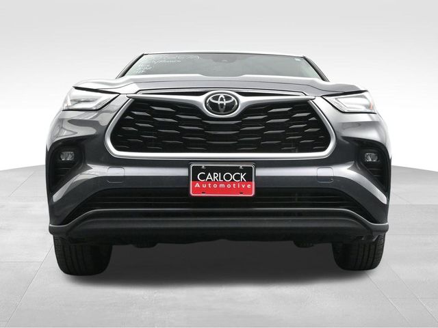 2022 Toyota Highlander LE 42