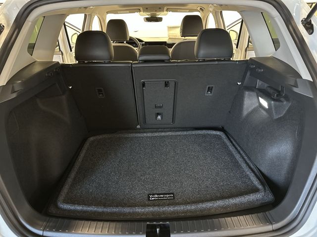 2026 Volkswagen Taos 1.5T SE White at Sutliff Volkswagen