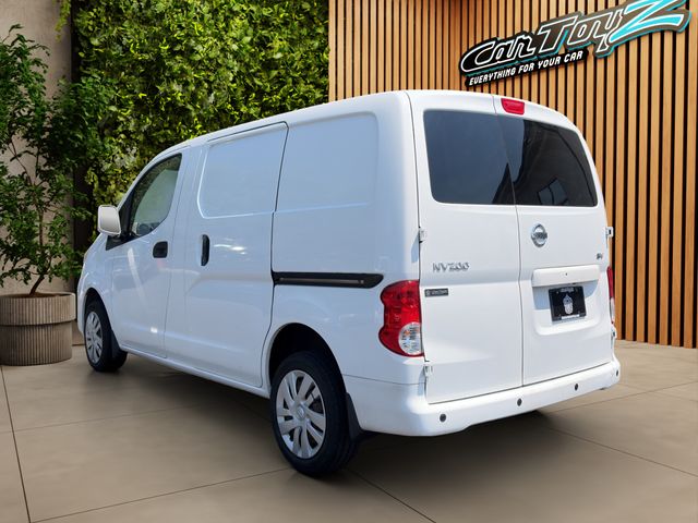 2020 Nissan NV200 Thumbnail
