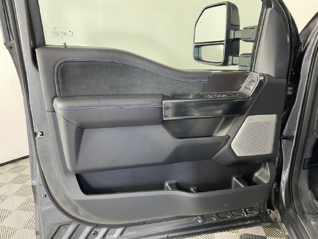 New 2026 Ford F-350SD Platinum For Sale in Bremerton, WA