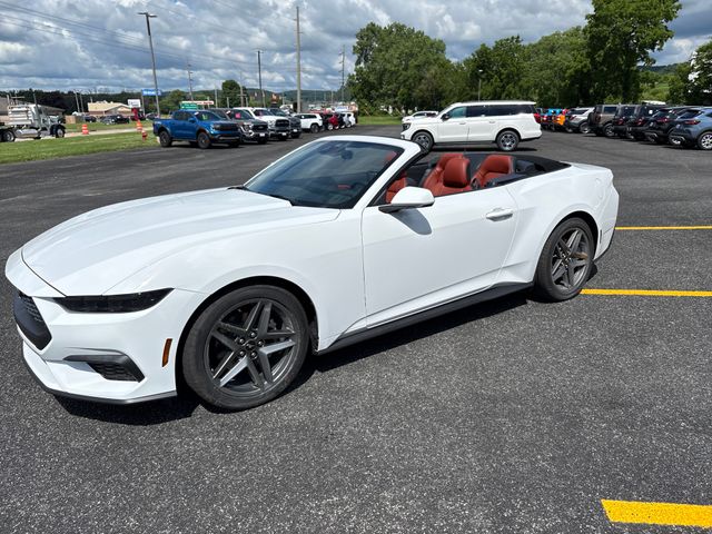 Oxford White 2026 Ford Mustang Convertible Rear-Wheel Drive Automatic