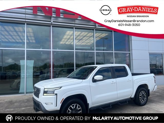 2022 Nissan Frontier SV Crew Cab 4X4 SWB's photo
