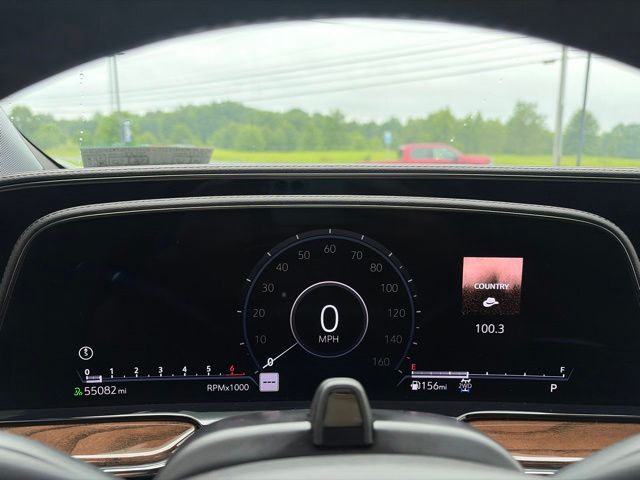 2023 Cadillac Escalade Sport Platinum - 11