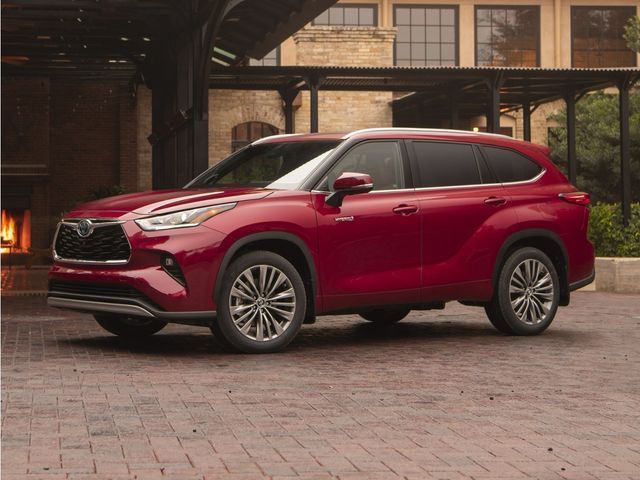 Magnetic Gray Metallic 2022 Toyota Highlander Hybrid XLE AWD SUV / Crossover All-Wheel Drive Continuously Variable Transmission