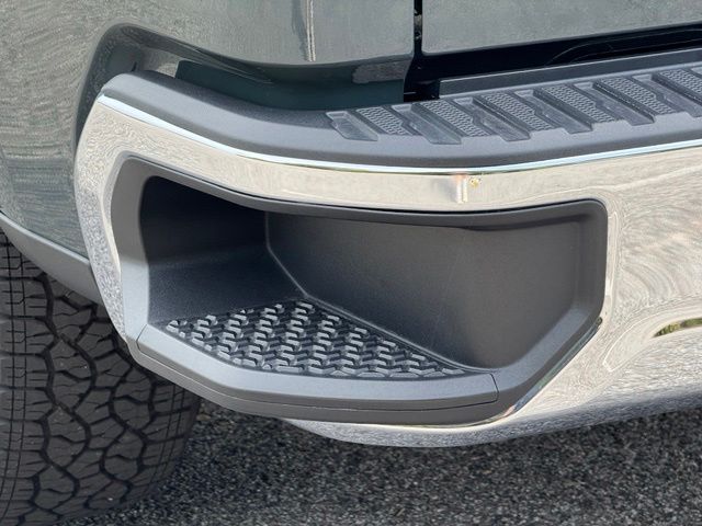 2026 Chevrolet Silverado 1500 LT - Photo 14