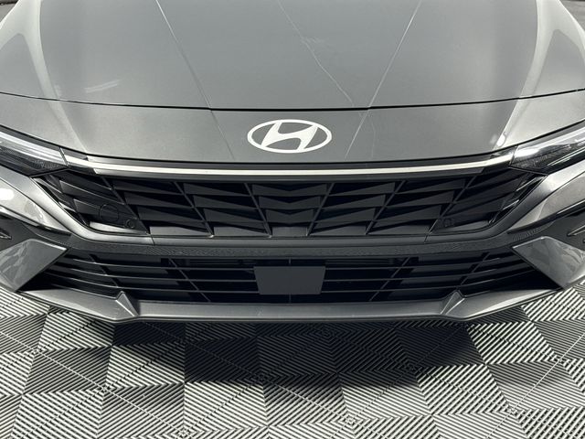 New 2025 Hyundai Elantra Hybrid For Sale in Indianapolis, IN