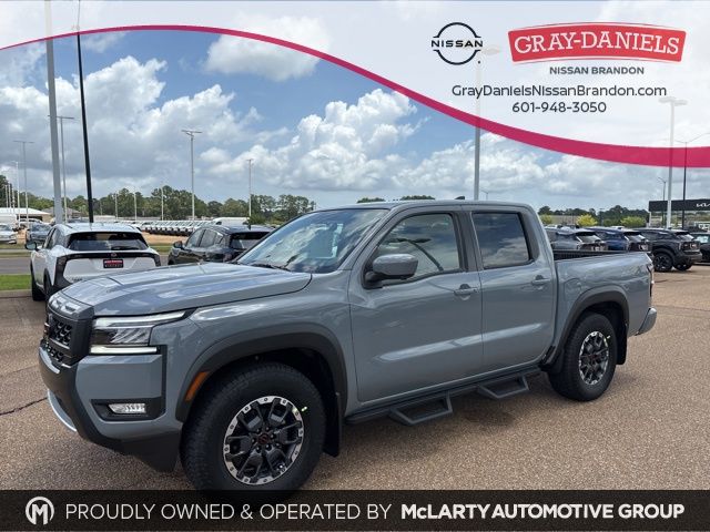 2025 Nissan Frontier PRO-X's photo