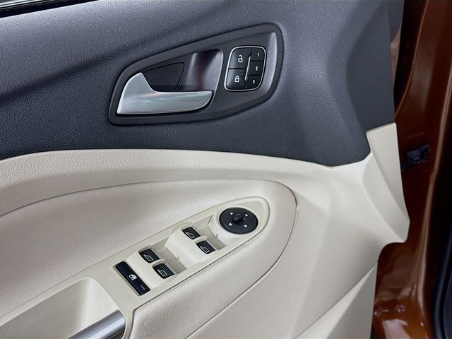 2017 Ford Escape Titanium photo