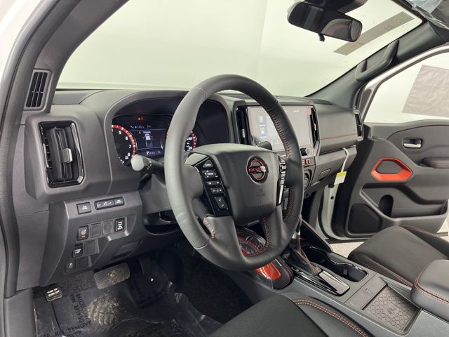 2025 Glacier White Nissan Frontier PRO-X RWD Truck