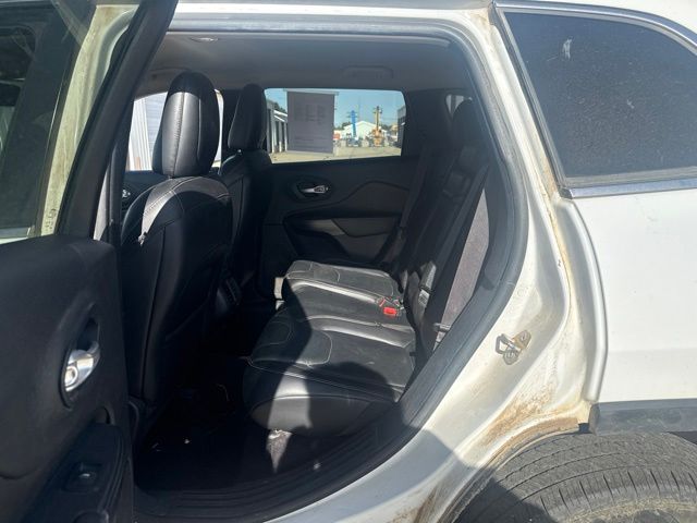 2016 Bright White Clearcoat Jeep Cherokee Limited 4X4 SUV