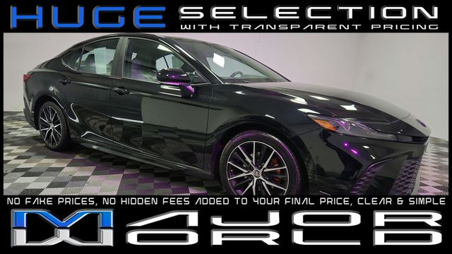 2025 Toyota Camry SE FWD