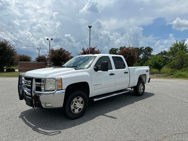 2009 Chevrolet Silverado 2500HD LT Crew Cab 4WD