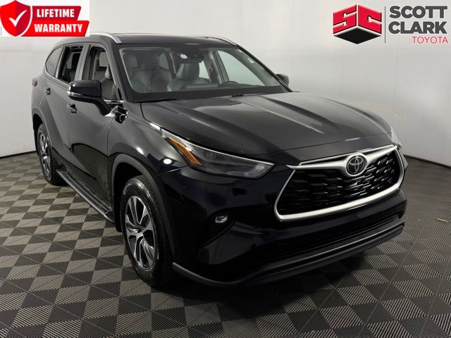 2024 Toyota Highlander XLE
